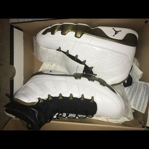 Retro Air Jordan 9